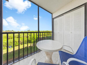 Admiral's Bay 153, 2 Bedrooms, Heated Pool, BBQ, Tennis, Elevator, Sleeps 4
